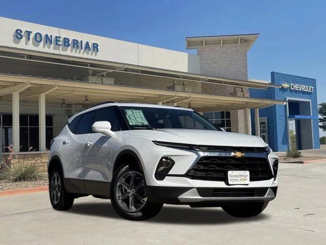 new 2025 Chevrolet Blazer car, priced at $33,110