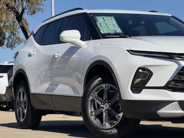 new 2025 Chevrolet Blazer car, priced at $33,110