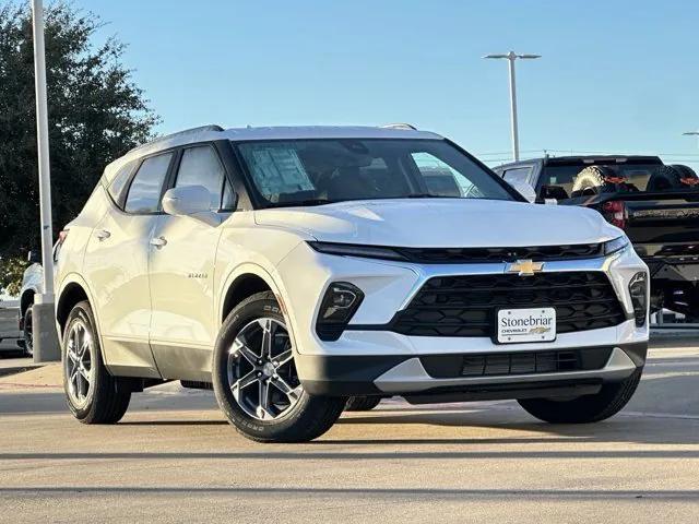 new 2025 Chevrolet Blazer car, priced at $37,380