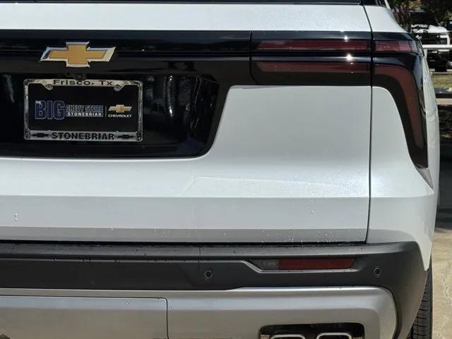 new 2026 Chevrolet Traverse car, priced at $43,160