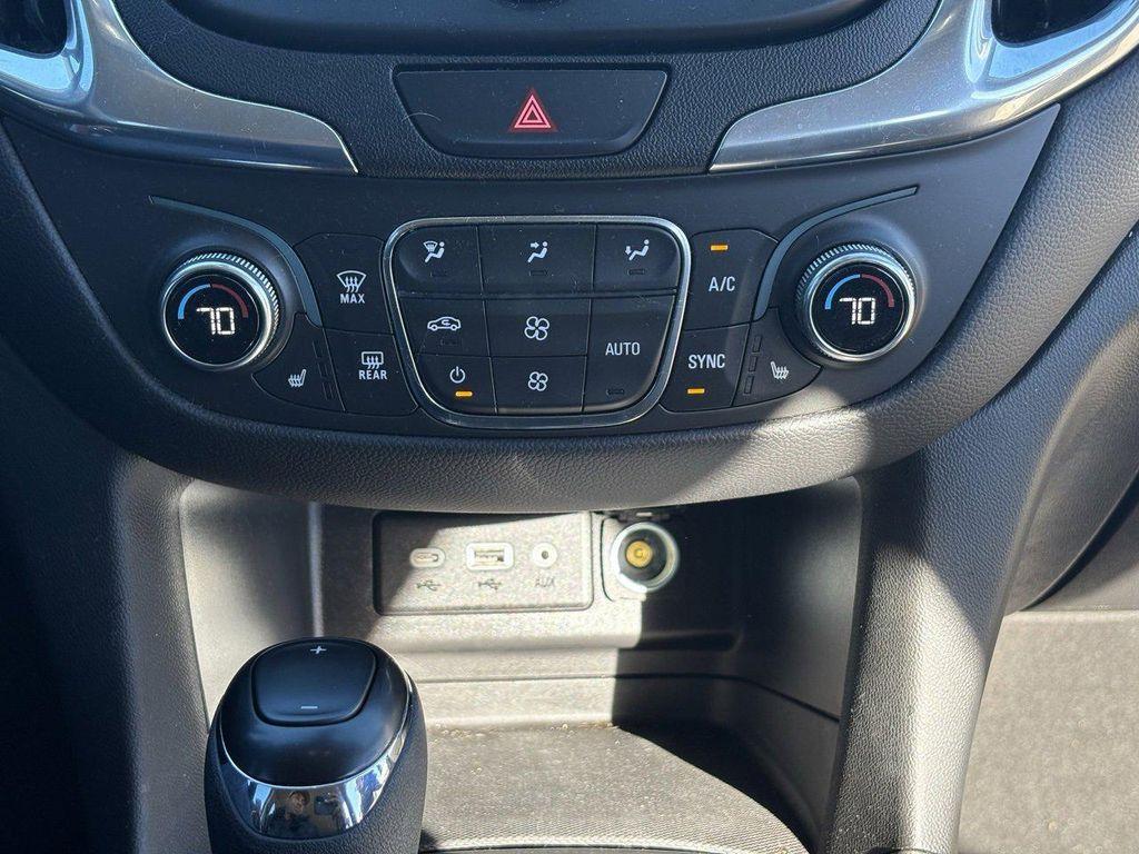 used 2021 Chevrolet Equinox car, priced at $18,250