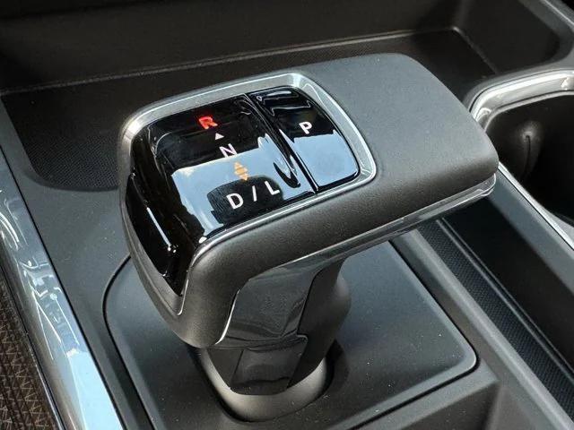 new 2025 Chevrolet Silverado 1500 car, priced at $52,630