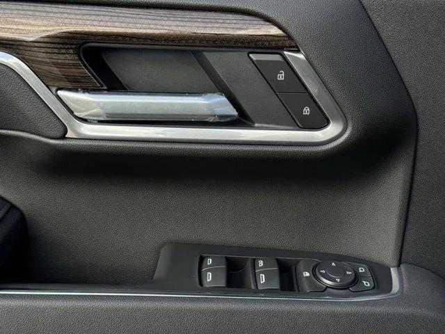 new 2025 Chevrolet Silverado 1500 car, priced at $52,630