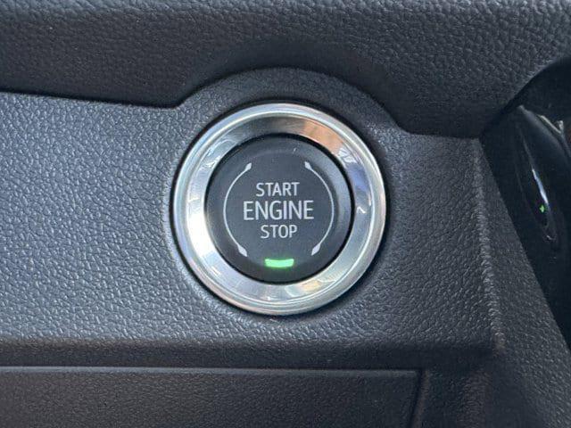 new 2025 Chevrolet Traverse car, priced at $42,139