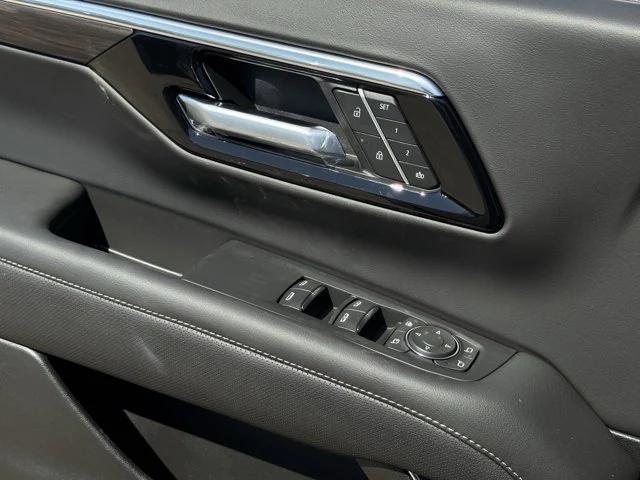 new 2025 Chevrolet Tahoe car, priced at $78,428
