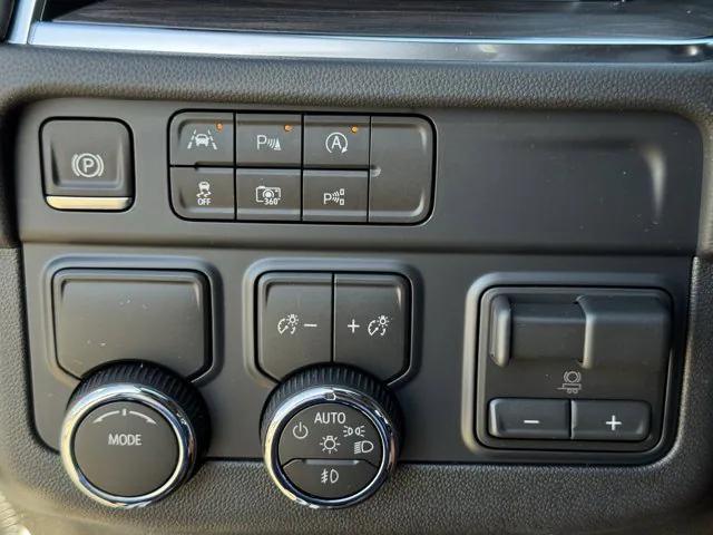 new 2026 Chevrolet Suburban car, priced at $70,243