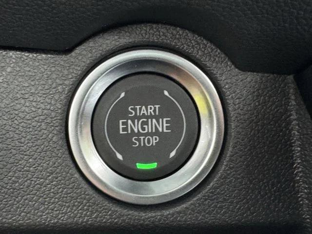 new 2025 Chevrolet Traverse car, priced at $43,863