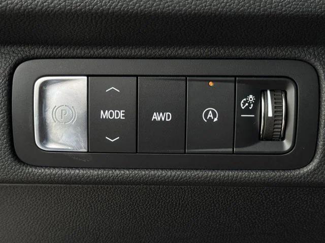 new 2025 Chevrolet Traverse car, priced at $50,295