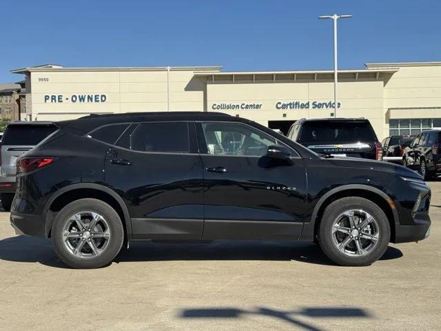 new 2025 Chevrolet Blazer car, priced at $32,030