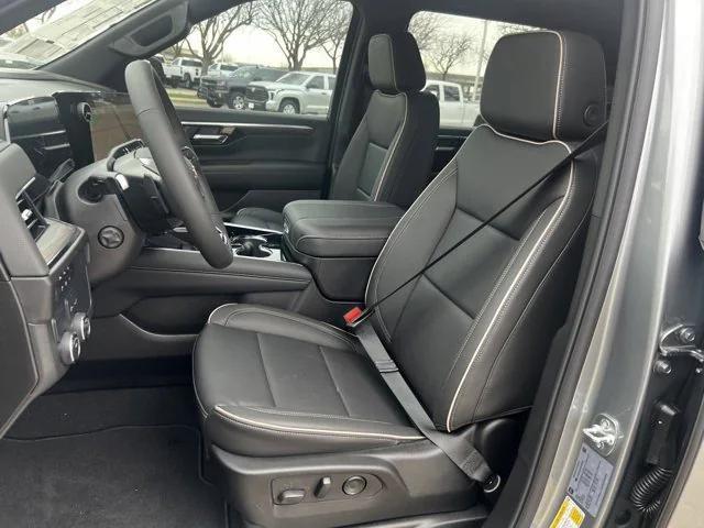 new 2025 Chevrolet Suburban car, priced at $75,374