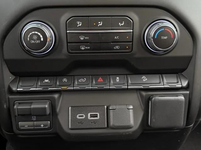 new 2025 Chevrolet Silverado 1500 car, priced at $45,760