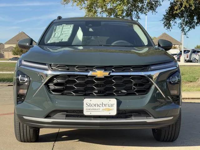 new 2025 Chevrolet Trax car, priced at $22,660