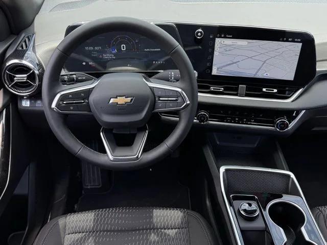 new 2026 Chevrolet Equinox car, priced at $25,371