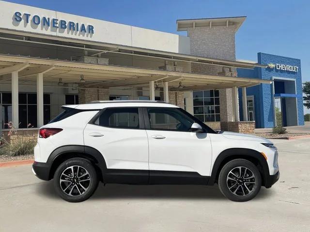 new 2025 Chevrolet TrailBlazer car, priced at $25,225