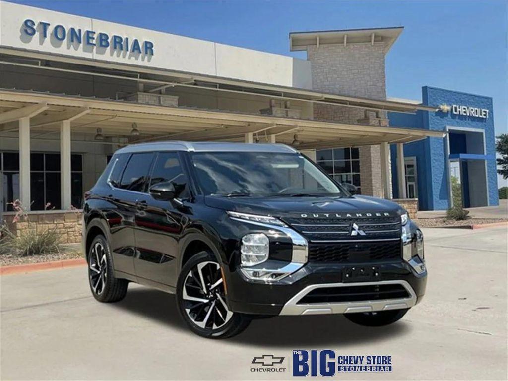 used 2024 Mitsubishi Outlander car, priced at $29,900