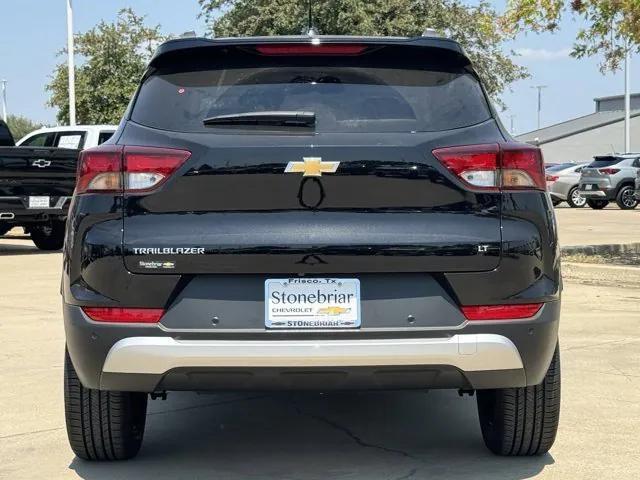 new 2025 Chevrolet TrailBlazer car, priced at $28,970