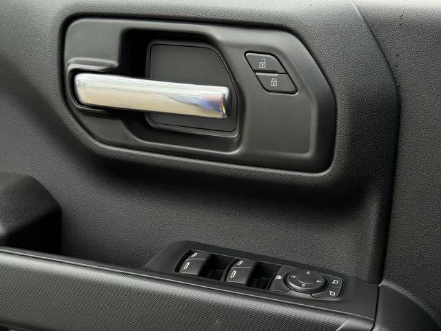 new 2025 Chevrolet Silverado 1500 car, priced at $37,740