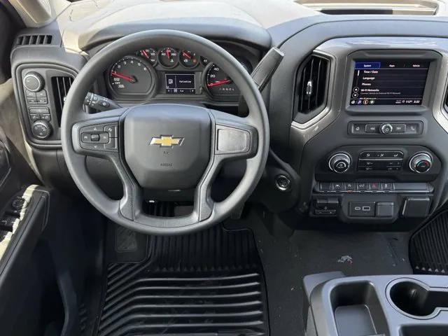 new 2025 Chevrolet Silverado 1500 car, priced at $39,273