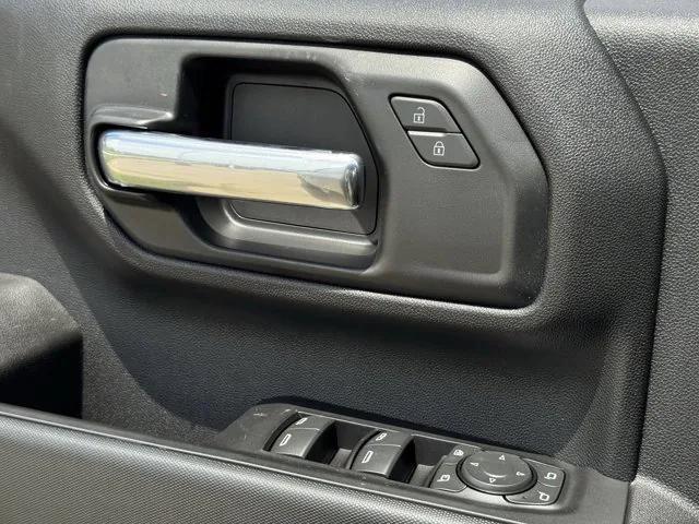 new 2025 Chevrolet Silverado 2500 car, priced at $51,915