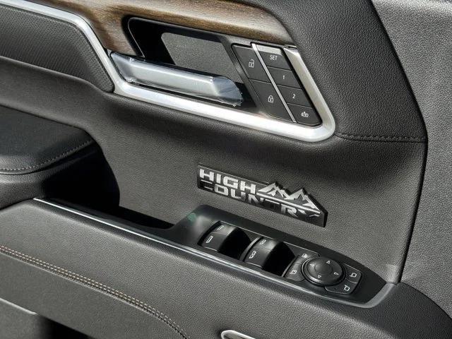 new 2025 Chevrolet Silverado 1500 car, priced at $69,055