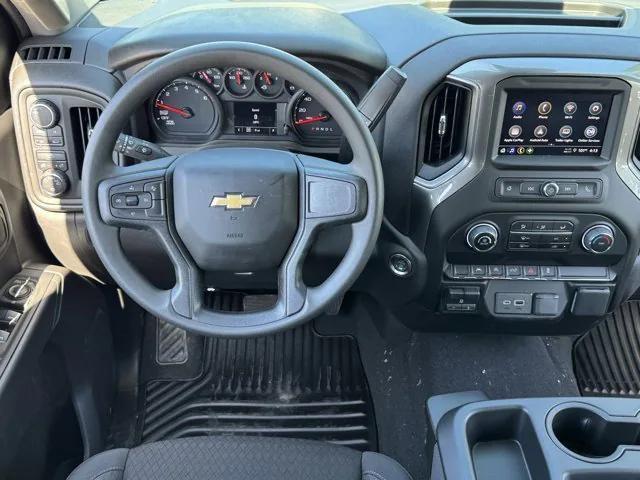 new 2025 Chevrolet Silverado 1500 car, priced at $43,905
