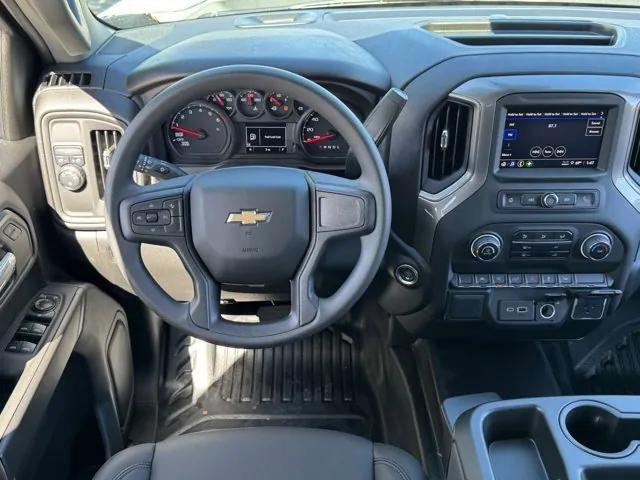 new 2025 Chevrolet Silverado 1500 car, priced at $40,780