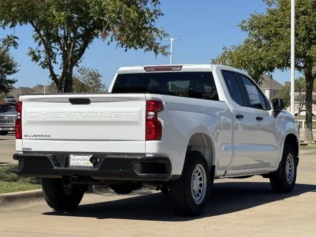 new 2025 Chevrolet Silverado 1500 car, priced at $40,780