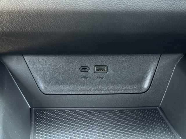 new 2026 Chevrolet Equinox car, priced at $31,084