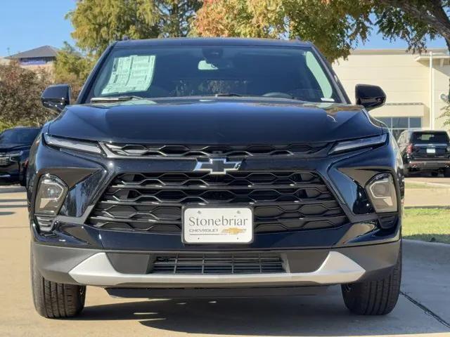 new 2025 Chevrolet Blazer car, priced at $33,105