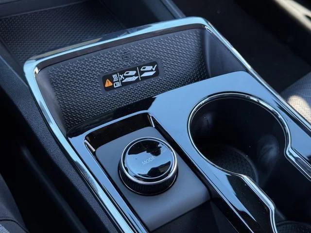 new 2026 Chevrolet Equinox car, priced at $28,245