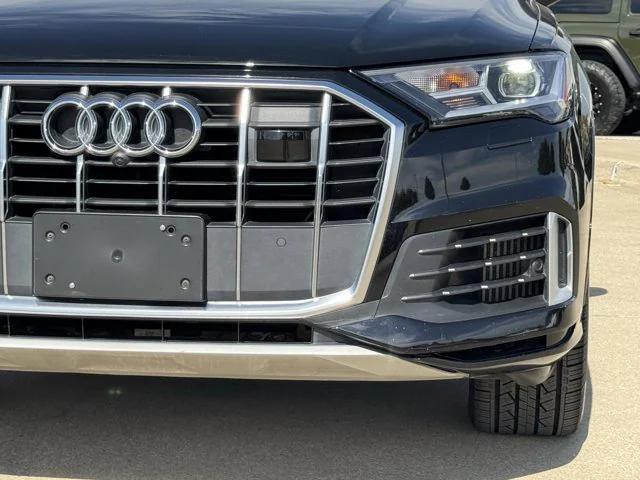 used 2022 Audi Q7 car, priced at $23,750