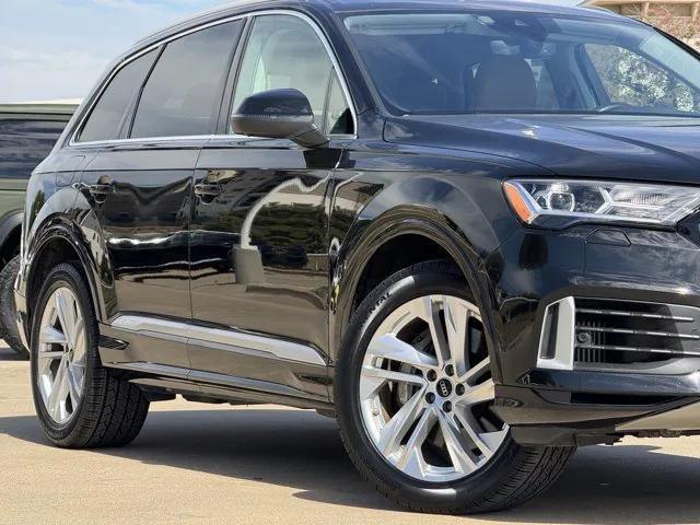used 2022 Audi Q7 car, priced at $23,750