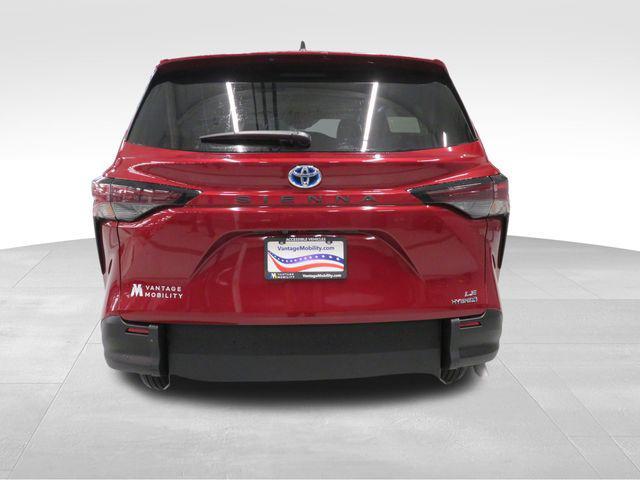 used 2024 Toyota Sienna car, priced at $67,980