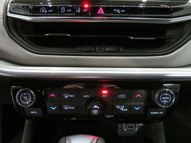 new 2025 Jeep Compass car, priced at $28,085