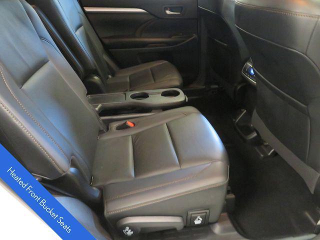 used 2019 Toyota Highlander car, priced at $25,488