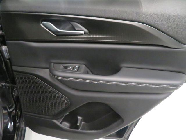 used 2023 Jeep Grand Cherokee car, priced at $34,788
