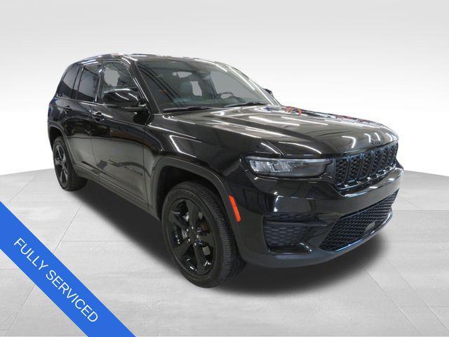used 2023 Jeep Grand Cherokee car, priced at $32,428