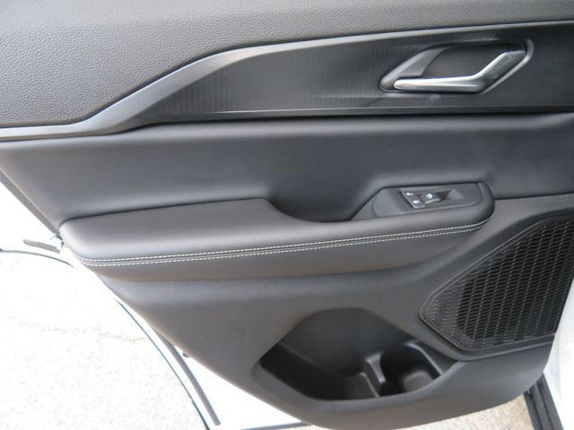 new 2025 Jeep Grand Cherokee car, priced at $40,863