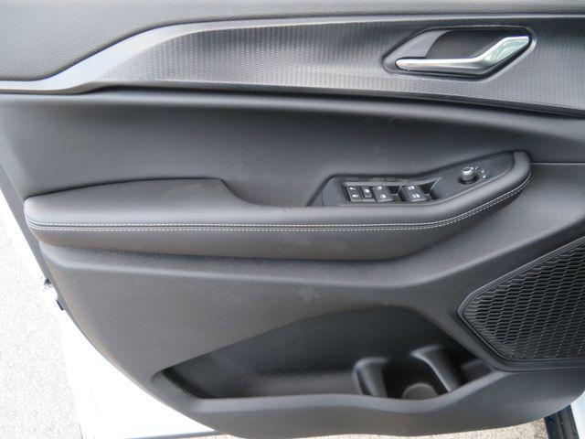 new 2025 Jeep Grand Cherokee car, priced at $40,863