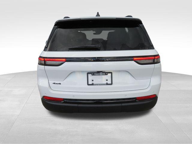 new 2025 Jeep Grand Cherokee car, priced at $40,863