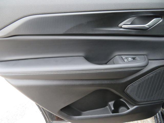 new 2025 Jeep Grand Cherokee L car, priced at $42,985