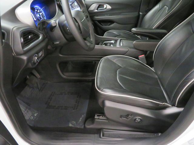 used 2025 Chrysler Pacifica car, priced at $36,953