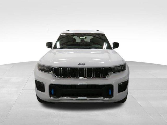 new 2022 Jeep Grand Cherokee car, priced at $49,825