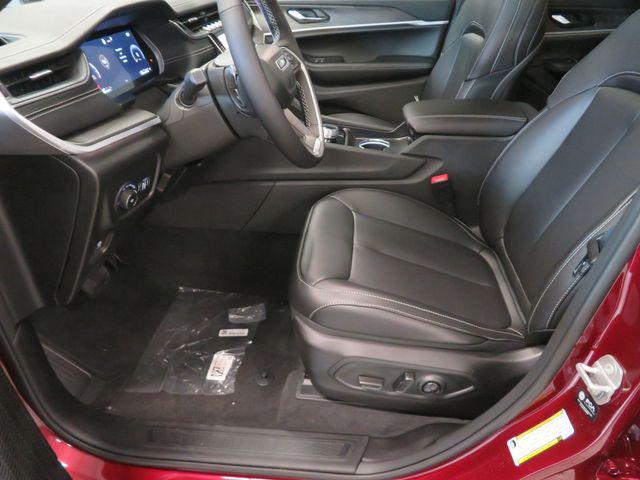 new 2025 Jeep Grand Cherokee car, priced at $45,505
