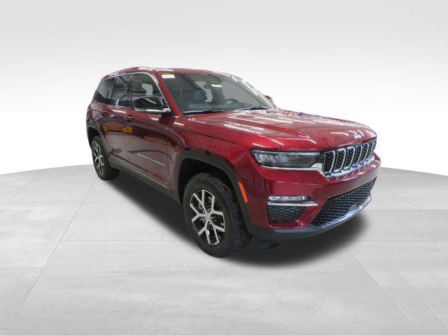 new 2025 Jeep Grand Cherokee car, priced at $45,505