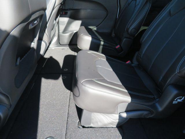 new 2026 Chrysler Pacifica car, priced at $40,014