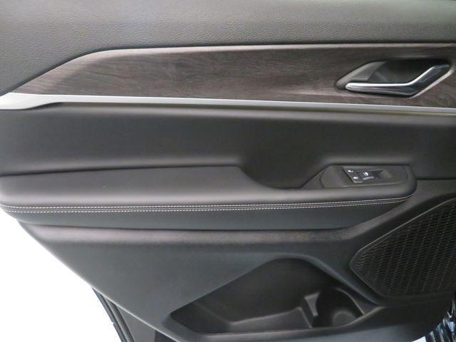 new 2025 Jeep Grand Cherokee L car, priced at $45,217