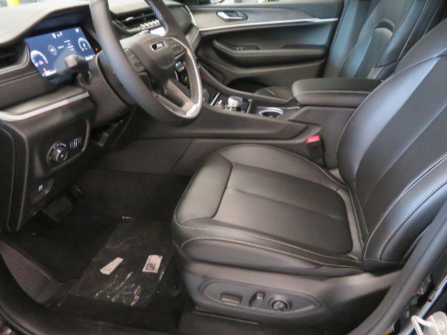 new 2025 Jeep Grand Cherokee L car, priced at $45,217