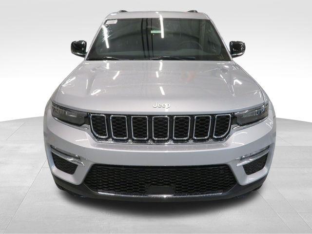 new 2024 Jeep Grand Cherokee car, priced at $44,959