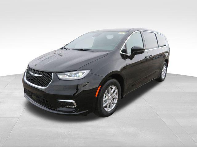 new 2026 Chrysler Pacifica car, priced at $46,560